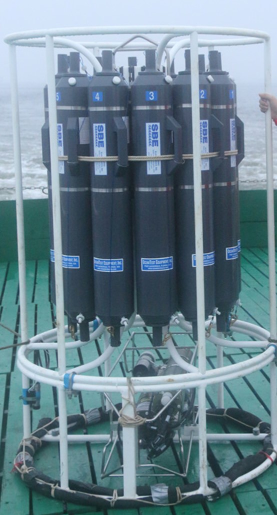 深水温盐深及采水系统